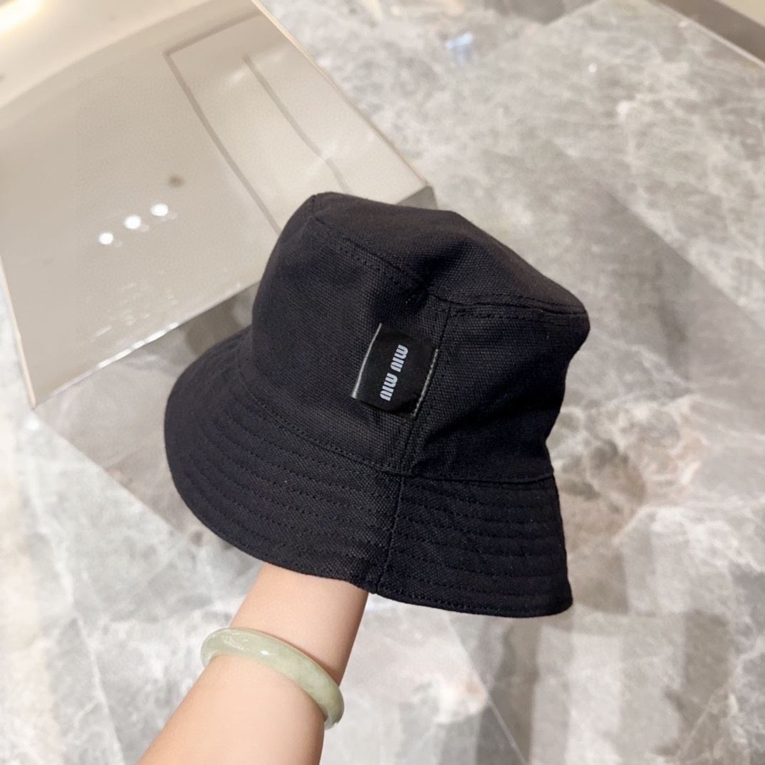 Miu Miu Caps